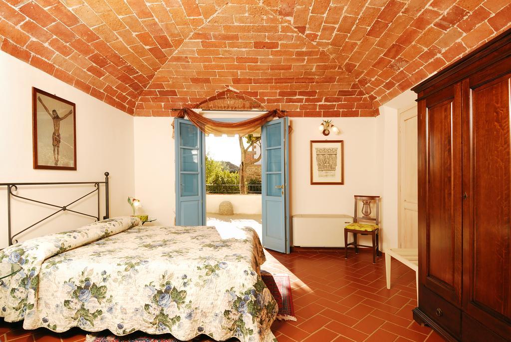 Podere Jana Antico Frantoio Vinci Room photo